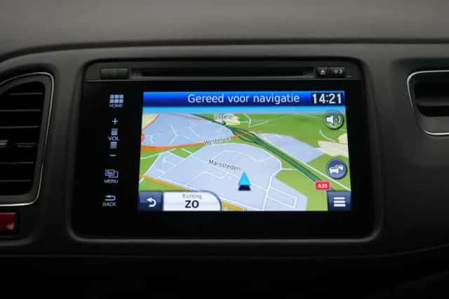 Honda HR-V (2016) thumbnail 13