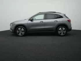 Mercedes-Benz GLA (2023) thumbnail 4