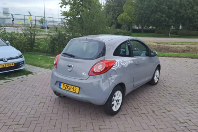 Ford Ka (2015) thumbnail 5