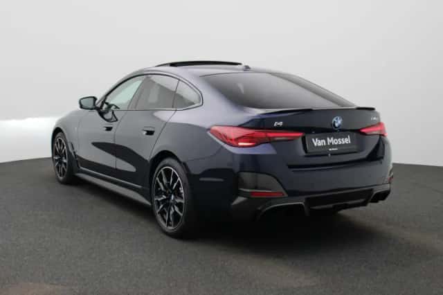 BMW i4 (2025) thumbnail 2