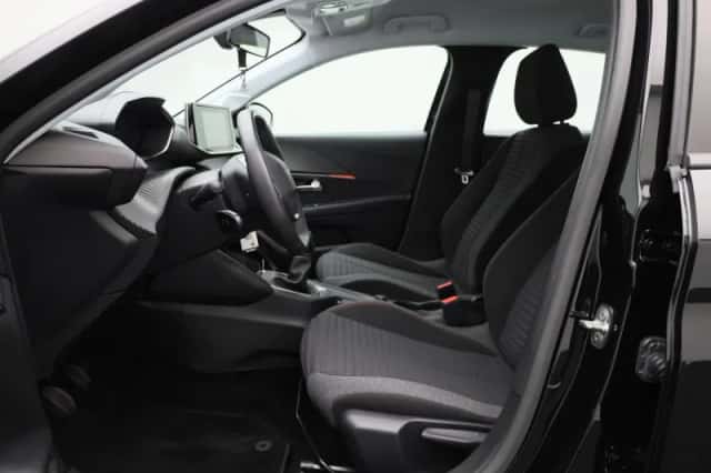 Peugeot 208 (2023) thumbnail 9