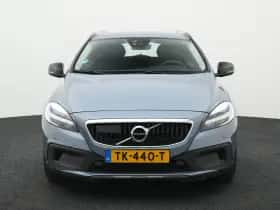 Volvo V40 (2018) thumbnail 3