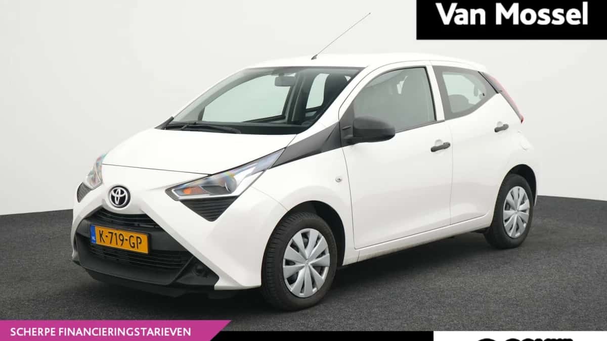 Toyota Aygo (2020) — foto 1