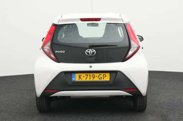 Toyota Aygo (2020) thumbnail 5