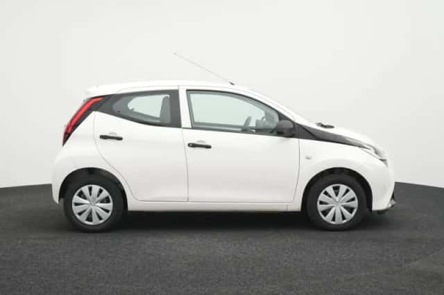 Toyota Aygo (2020) thumbnail 6