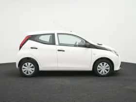 Toyota Aygo (2020) thumbnail 6