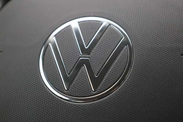 Volkswagen Passat (2023) thumbnail 29