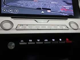 Peugeot 308 (2024) thumbnail 17