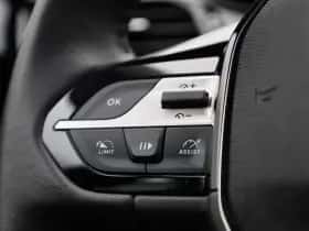 Peugeot 308 (2024) thumbnail 18