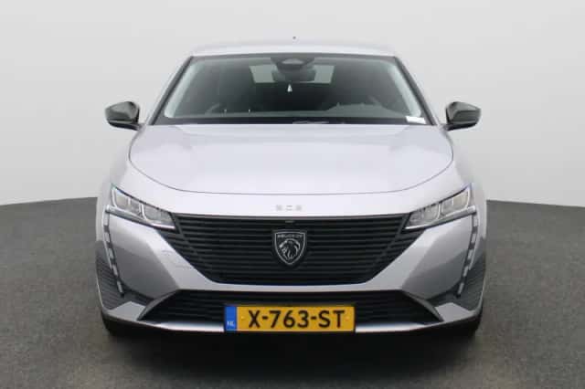 Peugeot 308 (2024) thumbnail 3