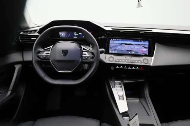 Peugeot 308 (2024) thumbnail 7