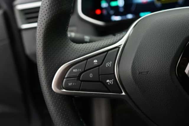Renault Clio (2024) thumbnail 22