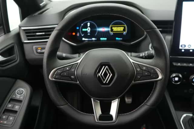 Renault Clio (2024) thumbnail 8