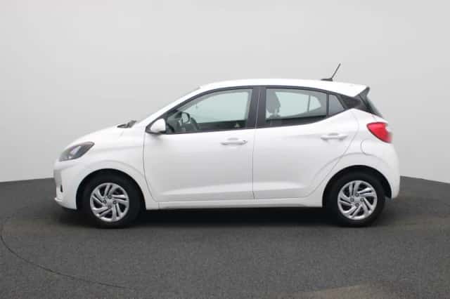 Hyundai i10 (2023) thumbnail 4
