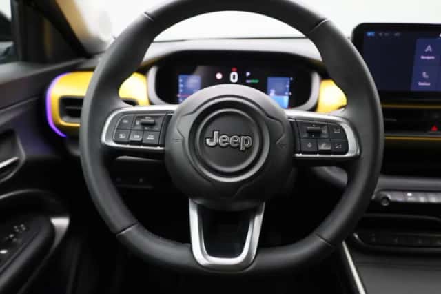 Jeep Avenger (2023) thumbnail 7