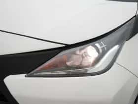 Toyota Aygo (2015) thumbnail 12