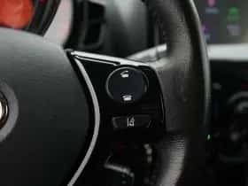 Toyota Aygo (2015) thumbnail 20