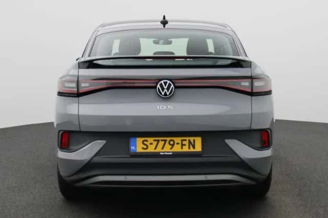 Volkswagen ID.5 (2022) thumbnail 5