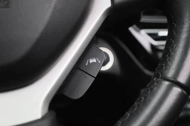 Suzuki S-Cross (2023) thumbnail 23