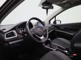 Suzuki S-Cross (2023) thumbnail 29