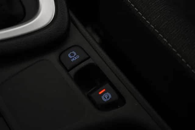 Toyota Yaris (2022) thumbnail 21