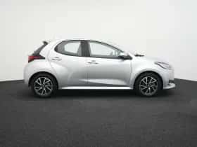 Toyota Yaris (2022) thumbnail 6