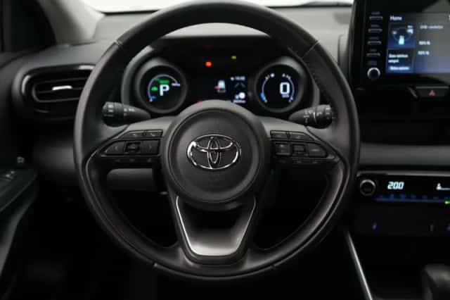 Toyota Yaris (2022) thumbnail 8