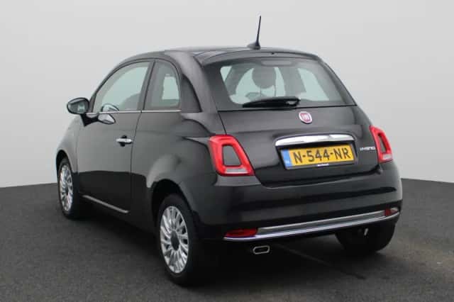 Fiat 500 (2021) thumbnail 2