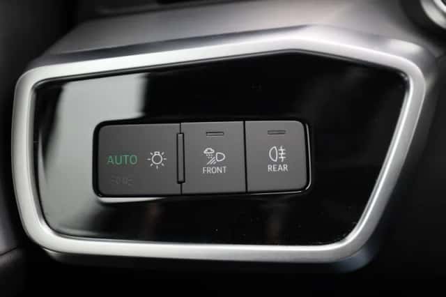Audi A6 (2023) thumbnail 28
