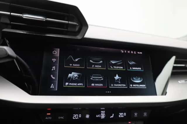 Audi A3 (2021) thumbnail 25