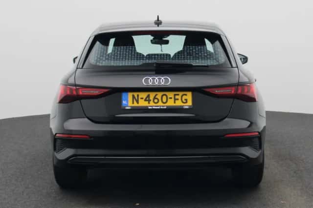 Audi A3 (2021) thumbnail 5
