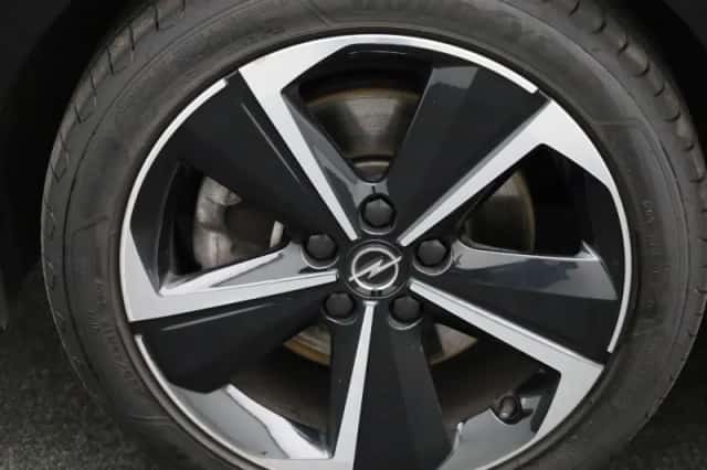 Opel Astra (2023) thumbnail 12