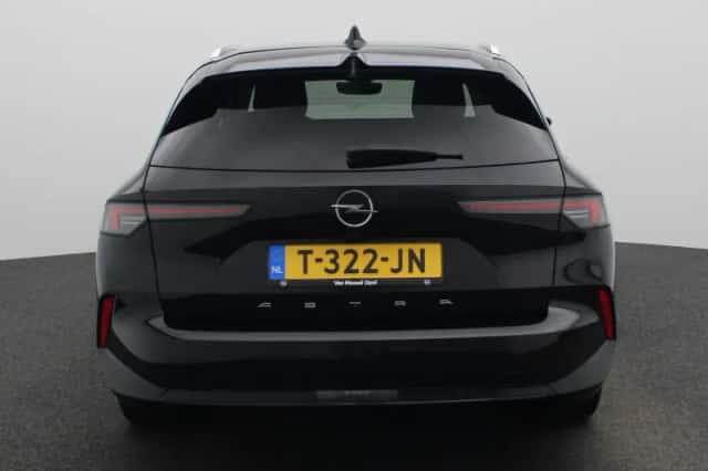 Opel Astra (2023) thumbnail 5