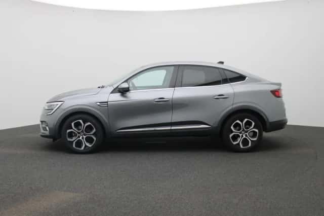 Renault Arkana (2023) thumbnail 4