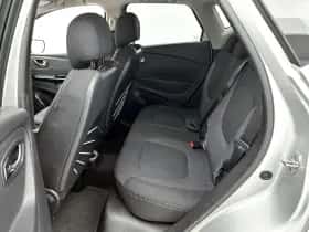 Renault Captur (2014) thumbnail 26