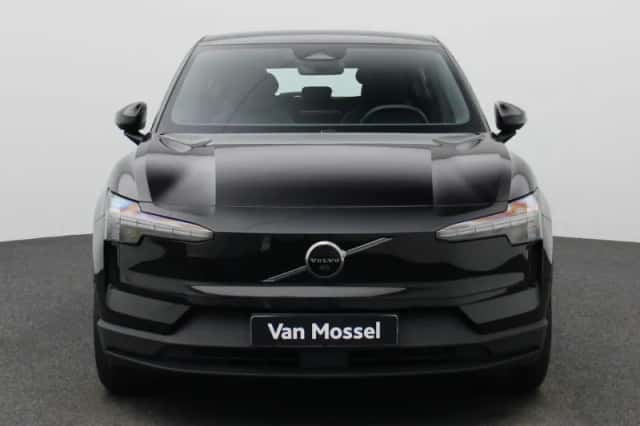 Volvo EX30 (2025) thumbnail 3