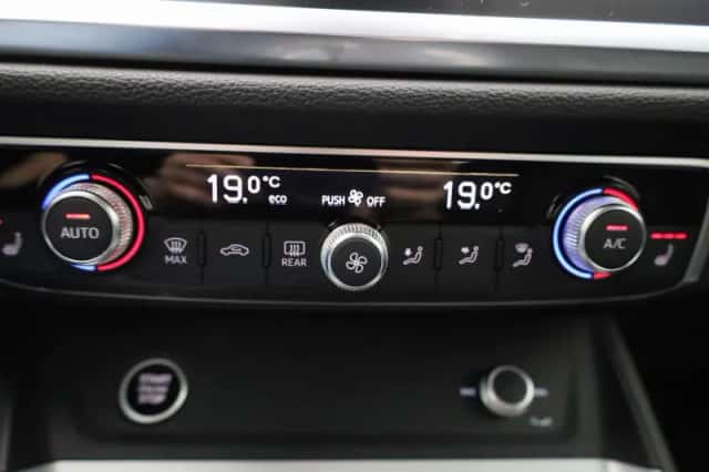 Audi Q3 (2022) thumbnail 24