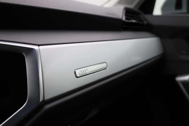 Audi Q3 (2022) thumbnail 31