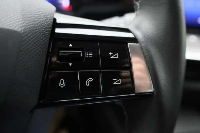 Opel Astra (2023) thumbnail 18