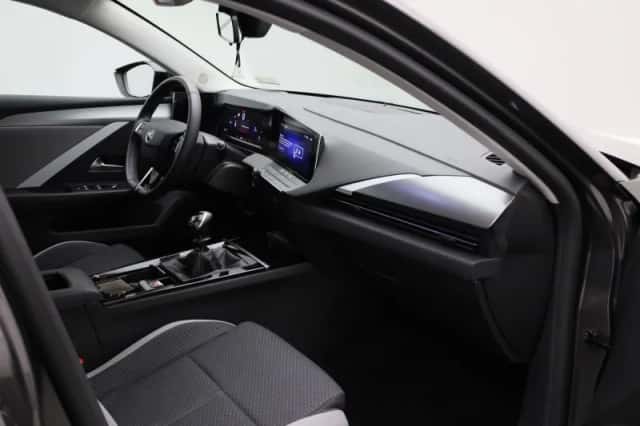 Opel Astra (2023) thumbnail 29