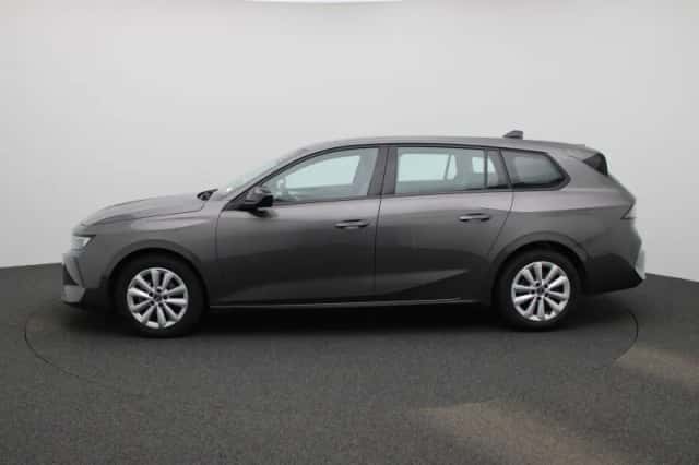 Opel Astra (2023) thumbnail 4