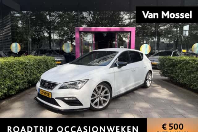 SEAT Leon (2018) thumbnail 1