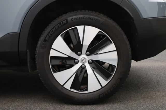 Volvo XC40 (2023) thumbnail 13