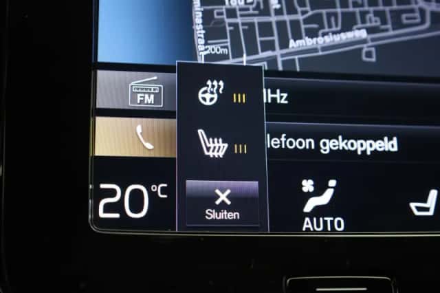 Volvo XC40 (2023) thumbnail 23