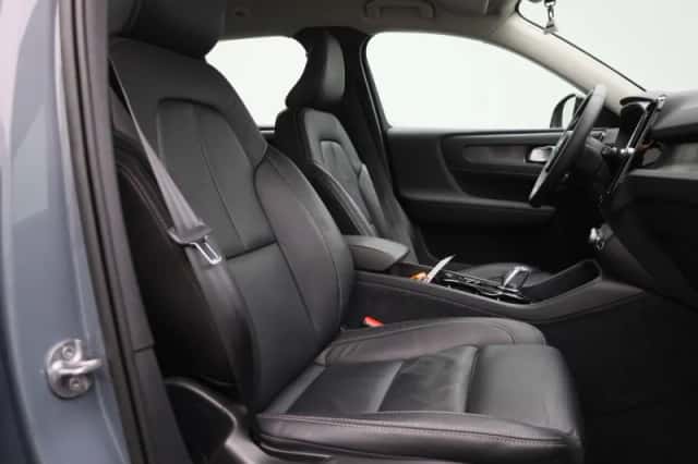 Volvo XC40 (2023) thumbnail 38