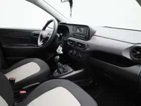Hyundai i10 thumbnail 24
