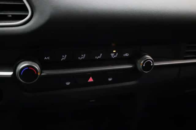 Mazda CX-30 (2021) thumbnail 25
