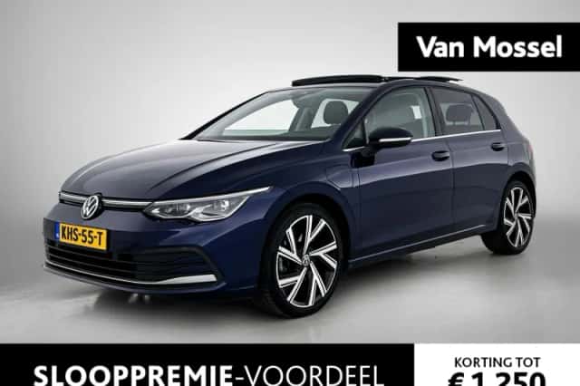 Volkswagen Golf (2022) thumbnail 1