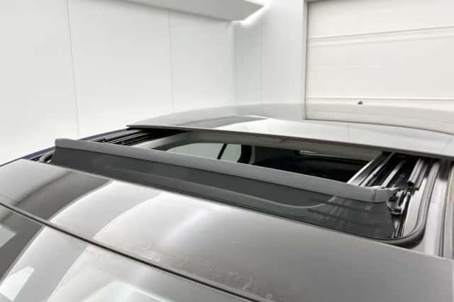 Volkswagen Golf (2022) thumbnail 38