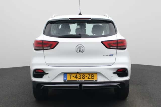 MG ZS EV (2023) thumbnail 5